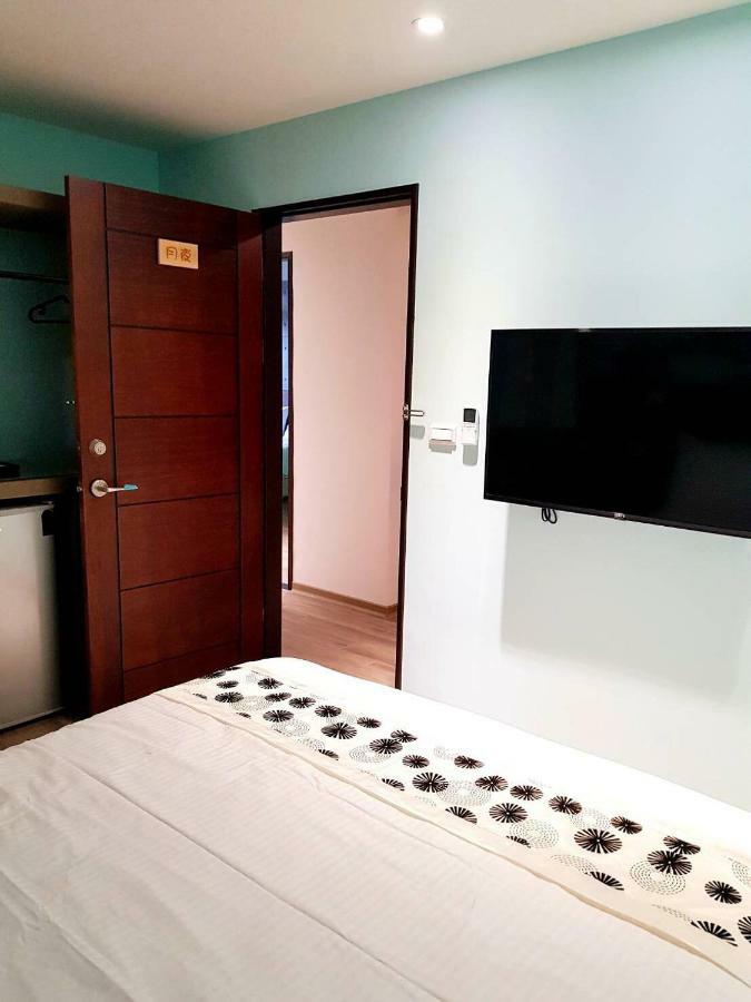 Night Sea Homestay Jiufen Esterno foto