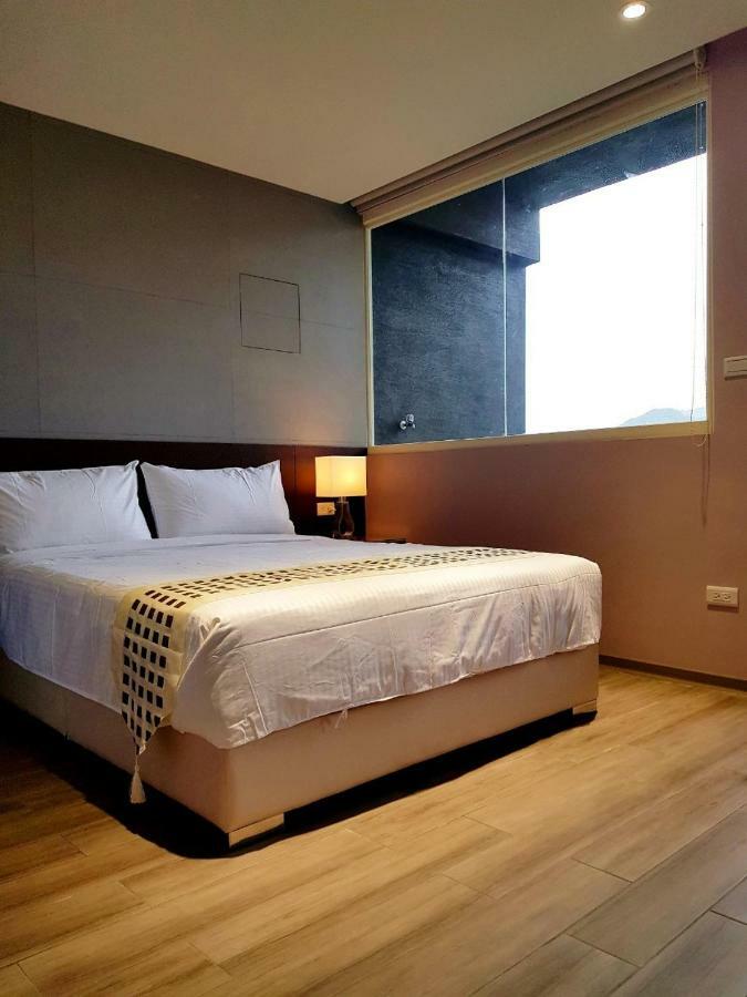 Night Sea Homestay Jiufen Esterno foto