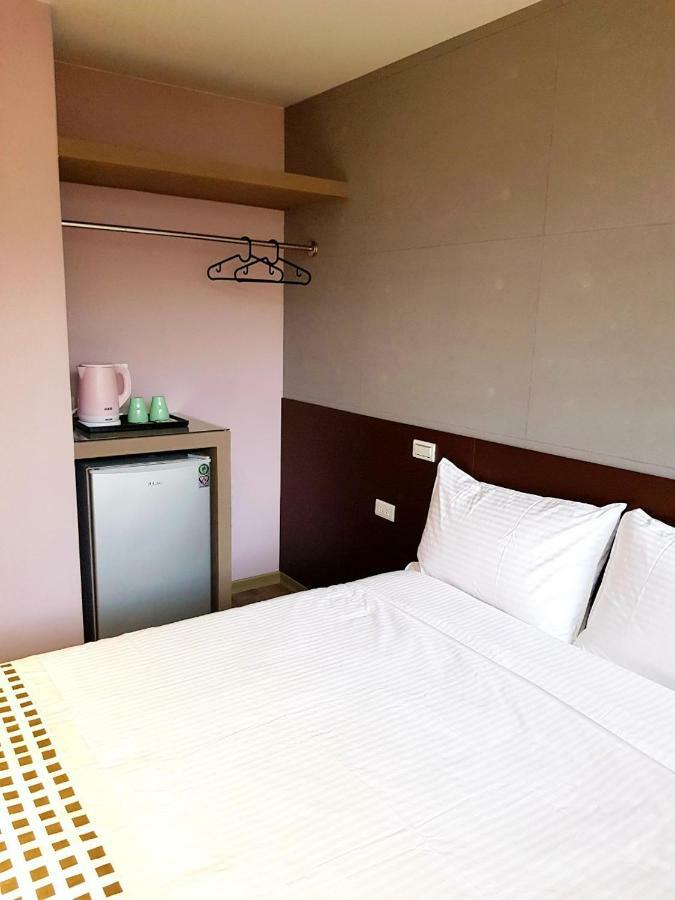 Night Sea Homestay Jiufen Esterno foto
