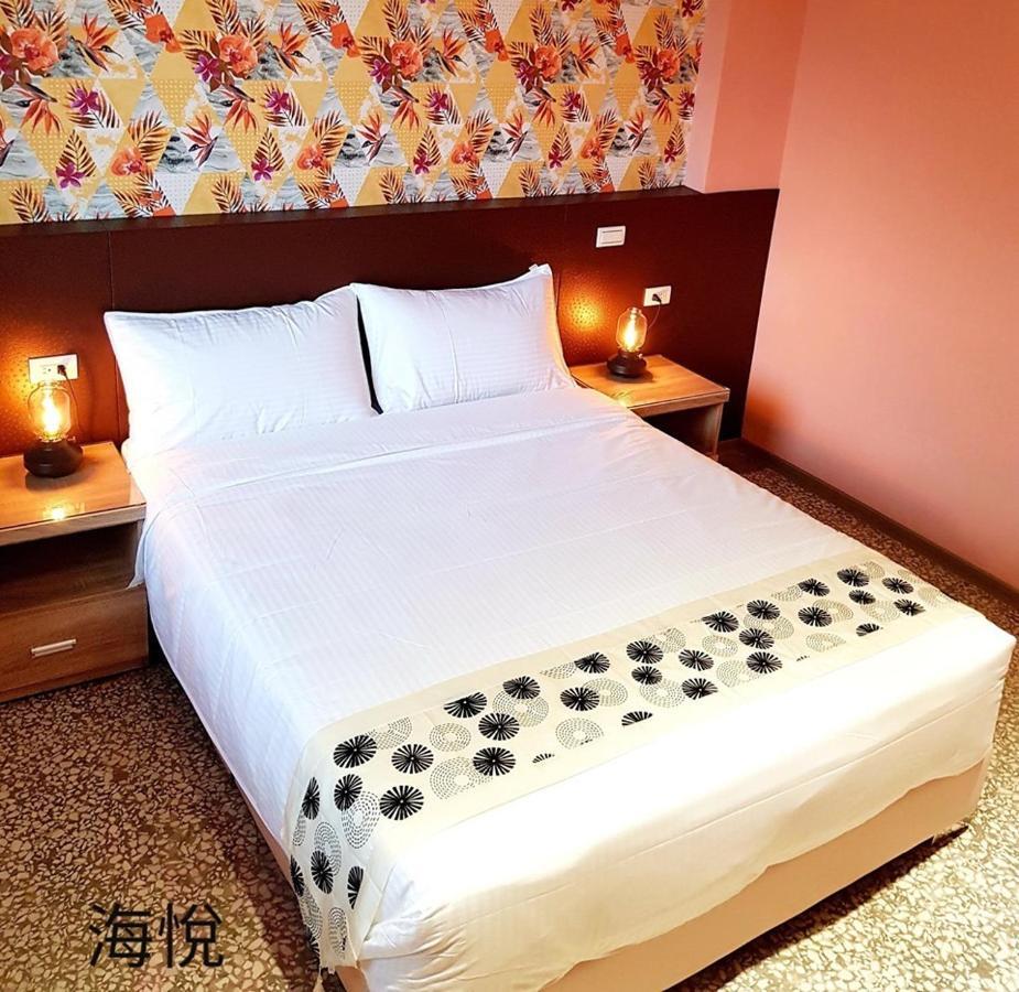 Night Sea Homestay Jiufen Esterno foto